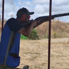 Gonzalo García Barrio, campeón autonómico  de Compaq Sporting durante la tirada de disputada este domingo en Valladolid