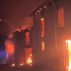 El incendio de Molezuelas arrasa el pueblo de Palacios de Jamuz, en León.