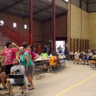 Vecinos de Navianos De la Vega evacuados al frontón de Valcabado