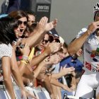 Valverde entra ganador en el Alto del Morredero, en La Vuelta de 2006; en 1997, el otro antedente, lo haría Heras por delante del Chava Jiménez.