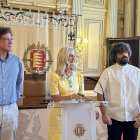 El presidente de la FMC, José Ignacio de Uribe; la concejala de Educación y Cultura, Irene Carvajal, y el designado nuevo director del Teatro Calderón, Chema Esbec Rodríguez, en la rueda de prensa tras el Consejo Rector