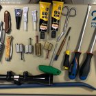 Material incautado a los dos detenidos, ahora en libertad, por un robo con fuerza de joyas.