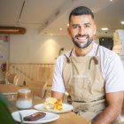 Javier posa en De Maravilla, una apuesta por la cocina de calidad en pleno centro de Soria