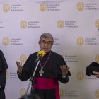 Luis Argüello, el gran canciller de la Upsa, José Luis Retana, y el rector, Santiago García-Jalón de la Lama
