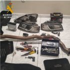 La Guardia Civil detiene a dos personas como supuestas autoras de un delito de robo en un desguace de Cigales