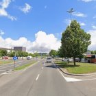 Tramo de la Avenida de Salamanca en la intersección con el Puente Colgante.