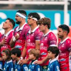 Jugadores del VRAC en fila previa al duelo copero ante Ordizia.
