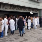 Médicos protestando en el Hospital Universitario Río Hortega