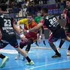 Una acción del partido entre Puente Genil y Recoletas