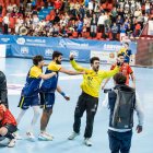 Juan Bar celebra el empate ante Ademar en Huerta del Rey.