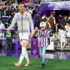 Iván Alejo, junto a Rodrigo antes de un partido en Zorrilla.