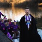 Erlien, montado en el drakkar de las Vallkirias.