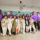 Jugadores del CBC Valladolid en los hospitales de Valladolid.
