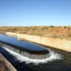 Canal de riego en León