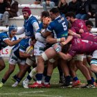 Una acción del partido entre VRAC Quesos Entrepinares y Complutense Cisneros en Pepe Rojo.