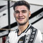 Lucas Sanseviero, con el Danubio.