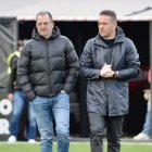 Tevenet, a la derecha, junto a José Juan, técnico del Ceuta.