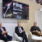 Presentación de la Feria Internacional de Enoturismo con el director general de Abadía Retuerta, Enrique Valero, y el director general de Feria de Valladolid, Alberto Alonso.