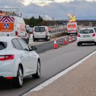 Desvío del tráfico por un solo carril a causa de las obras de conexión de la A-11 con los dos tramos en ejecución.