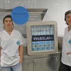 Sara  Diez y Esther de Mier, fundadoras de esta empresa artesana.