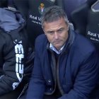 Escribá, en el banquillo del Real Valladolid cuando entrenaba al Elche.