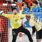 Un momento del partido de la primera vuelta en Huerta del Rey.