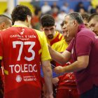 Una acción del Guadalajara - Recoletas Atlético Valladolid.