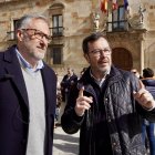 El portavoz nacional de Vox, José Antonio Fúster, y el candidato a la Presidencia de la Junta de Castilla y León, Carlos Pollán