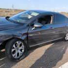 Vehículo siniestrado en Corcos del Valle (Valladolid).