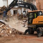 Primeras labores de desescombro en Siete Iglesias de los Trabancos