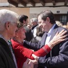 Alfonso Fernández Mañueco participa en un acto electoral en Candeleda (Ávila).