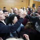 El presidente nacional del PP, Alberto Núñez Feijóo, participa en un acto público en la Casa de la Cultura en Ponferrada.