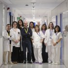 José María Bastida, con su equipo de Hematología del CAUSA.