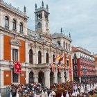 La Plaza Mayor de Valladolid durante una procesión de Semana Santa