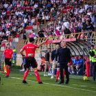 Escribá protesta la roja a Sisi.