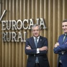 El presidente de Eurocaja Rural, Javier López Martín, y el director general, Víctor Manuel Martín en una imagen de archivo.