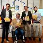 El presidente de la Diputación de Valladolid, Conrado Íscar; director de ASPAYM CyL, Fran Sardón; el director de Betweien, Narciso Moreira; el delegado de ASPAYM en Valladolid, Víctor Núñez en la presentación ‘El Rugido de Tizón'