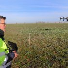 Una empresa palentina ofrece un servicio de ampliaciones agrícolas con vehículos aéreos