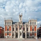 Imagen de Valladolid con nubes y claros que refleja la estabilidad inicial prevista por AEMET antes del cambio hacia tormentas durante el puente de mayo