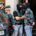 Despliegue de la Guardia Civil en el barrio de La Rubia de Valladolid.