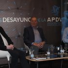 Julián Redondo, José Miguel Ortega y Javier Ares en Los Desayunos de la APDV.