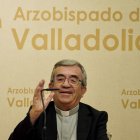 El arzobispo de Valladolid Luis Argüello