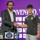 Presentación de Víctor Fernández Jr. con el Real Valladolid.