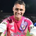Lucas Lavagnino celebra una victoria con el filial de River.