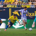 De Rooij en un momento del último partido en Liga jugado por el Real Valladolid en Cádiz.