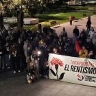 Protesta en Valladolid por la muerte de Maricarmen.
Cerca de 200 personas han participado este jueves en una concentración celebrada en la céntrica Plaza de Portugalete de Valladolid para clamar por la muerte de Maricarmen, el rostro más visible de las reivindicaciones en toda España, y mostrar su rechazo al negocio de la vivienda que "provoca muertes".

ESPAÑA EUROPA CASTILLA Y LEÓN SOCIEDAD