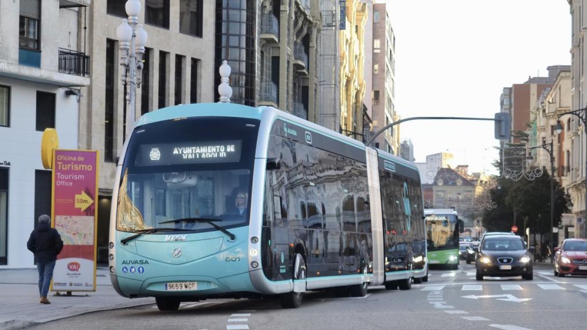 Autobús eléctrico de Auvasa.- PHOTOGENIC