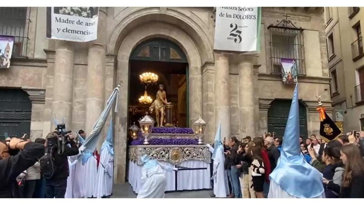 La Procesión del Santísimo Rosario del Dolor del Lunes Santo 2025 en Valladolid.