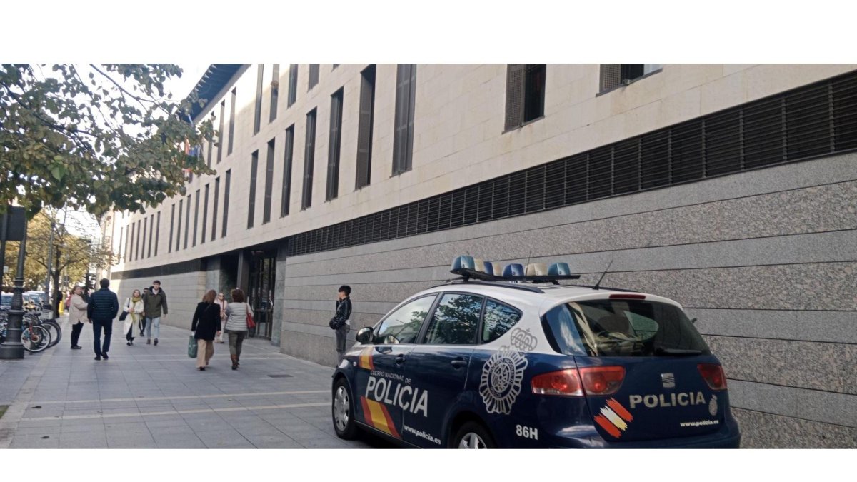 Edificio judicial de Angustias, sede del Juzgado de Violencia sobre la Mujer que investigó el caso de trío sexual - E.M.