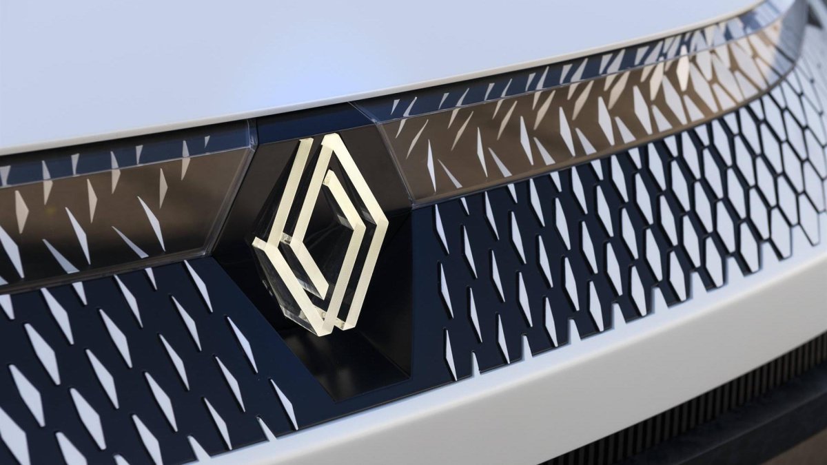 Frontal de un modelo de Renault.- E. PRESS